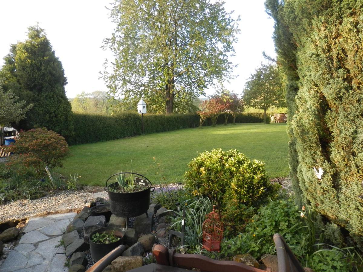 La Petite Cretouffiere - Naturiste Accommodation - Adult Only Colombiers-du-Plessis Eksteriør billede