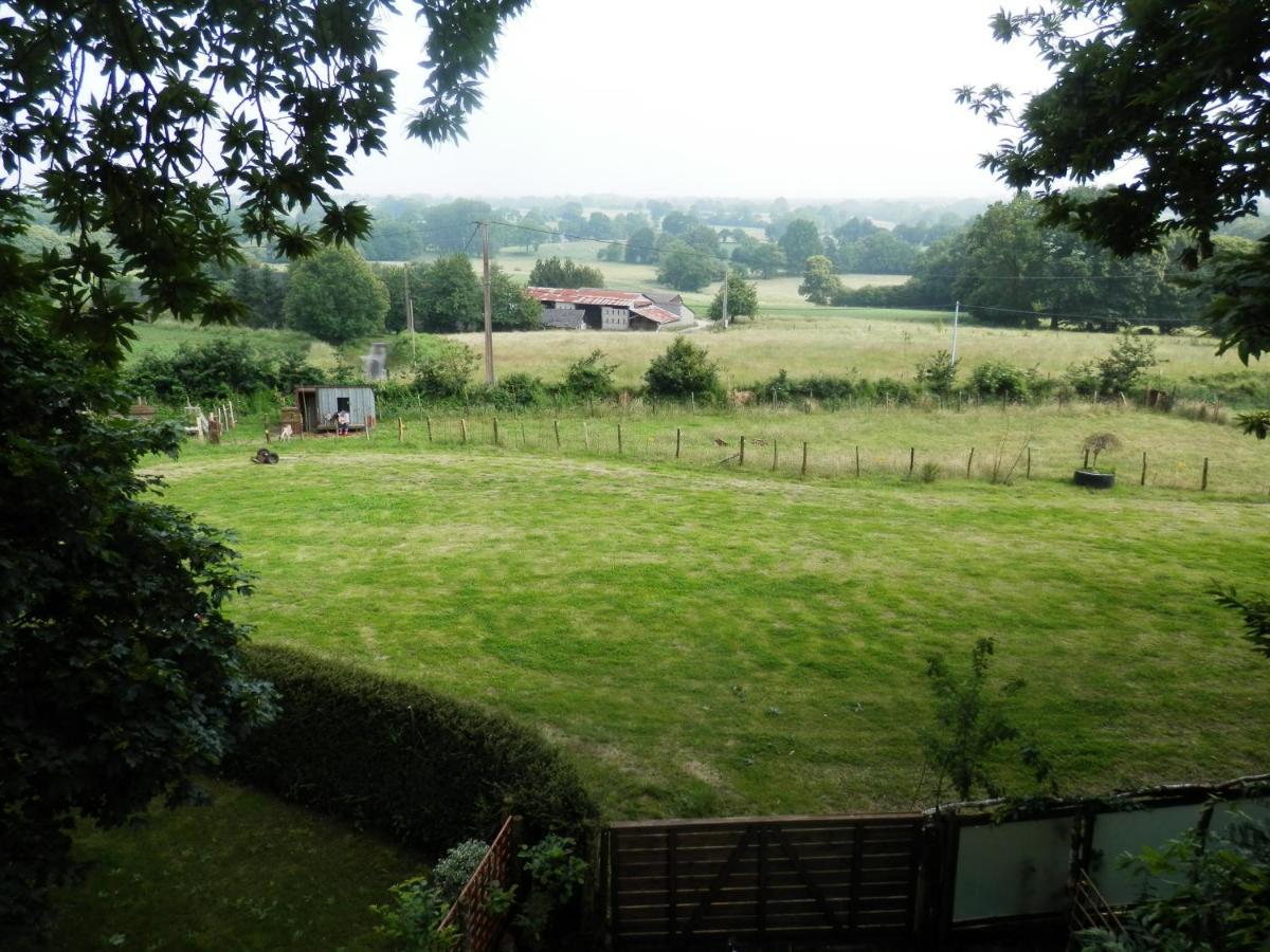 La Petite Cretouffiere - Naturiste Accommodation - Adult Only Colombiers-du-Plessis Eksteriør billede